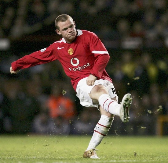 港队的中场 港队的中场